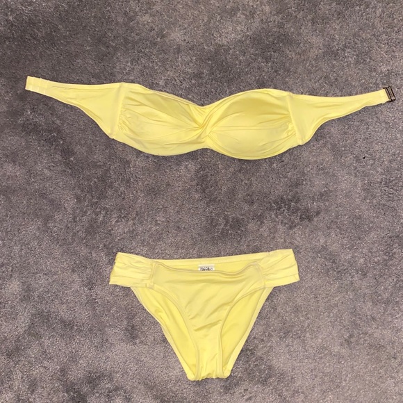 Strapless bikini - Picture 1 of 3